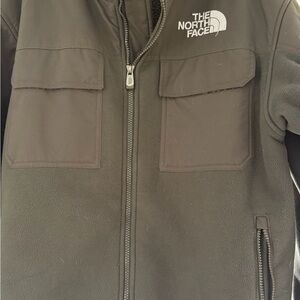 The North Face Men's Hunter Green Heavy Fleece Jacket
